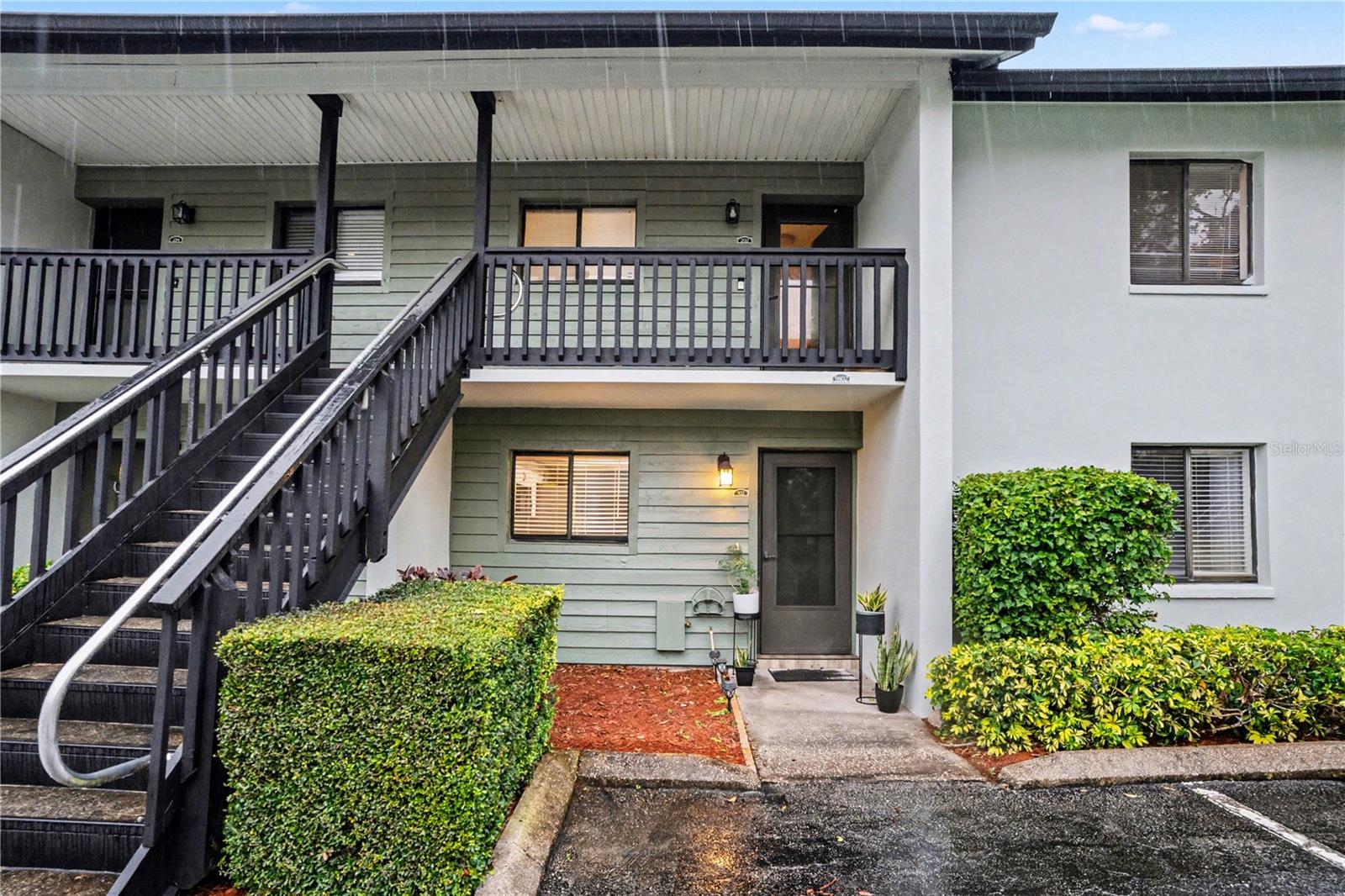 9802 LOMBARD CT #102, TAMPA, FL, 33618