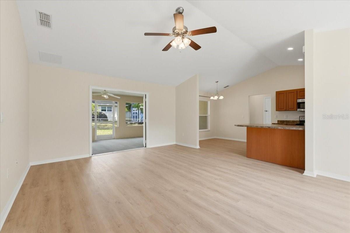 1910 JOHN ARTHUR WAY, LAKELAND, FL, 33803
