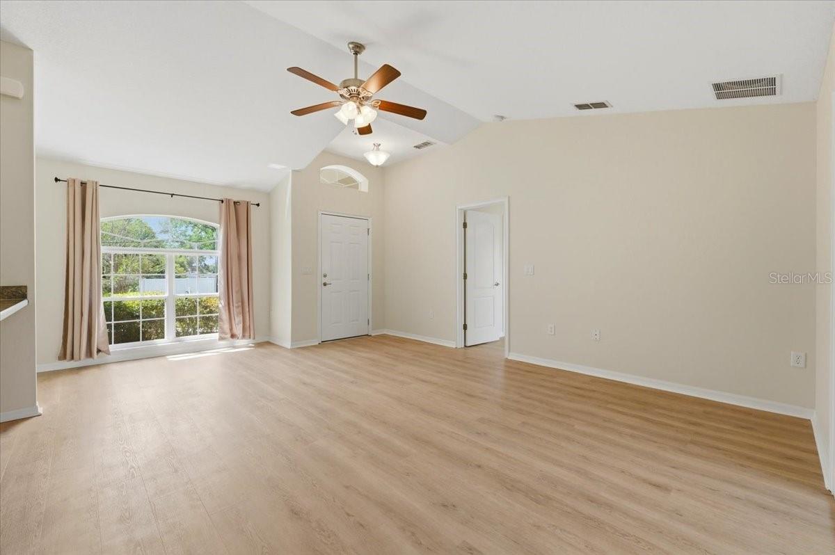 1910 JOHN ARTHUR WAY, LAKELAND, FL, 33803