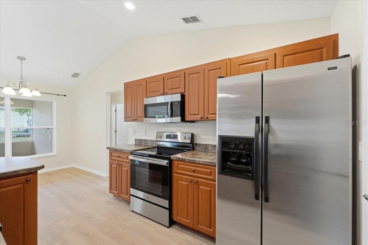 1910 JOHN ARTHUR WAY, LAKELAND, FL, 33803