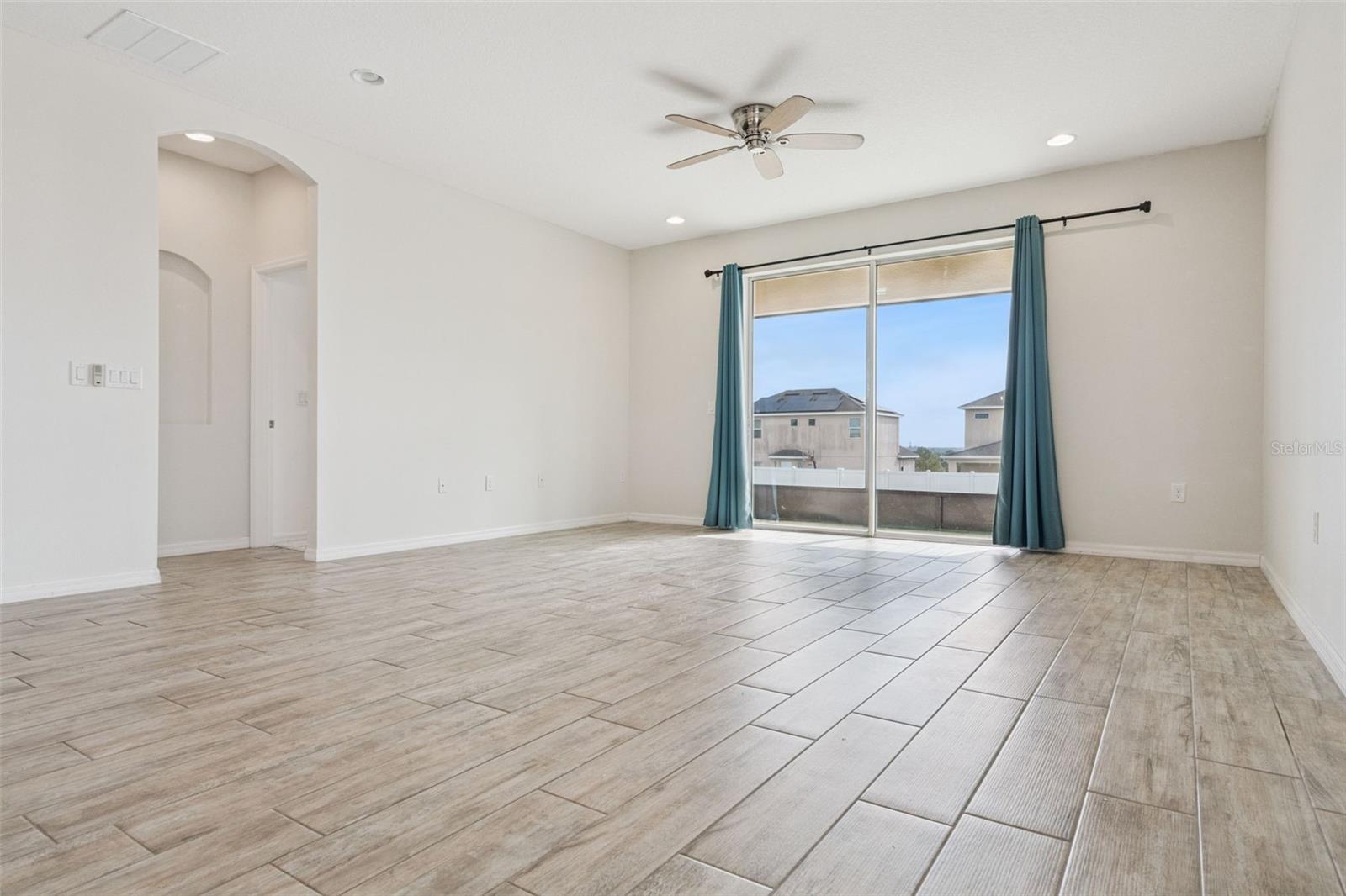 603 PESCARA AVE, DAVENPORT, FL, 33837