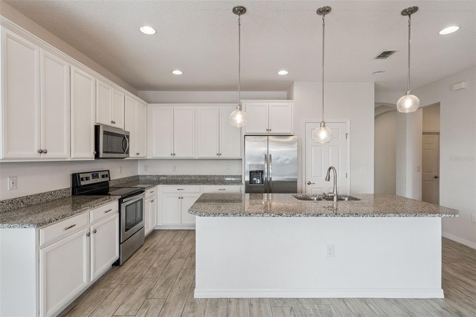 603 PESCARA AVE, DAVENPORT, FL, 33837