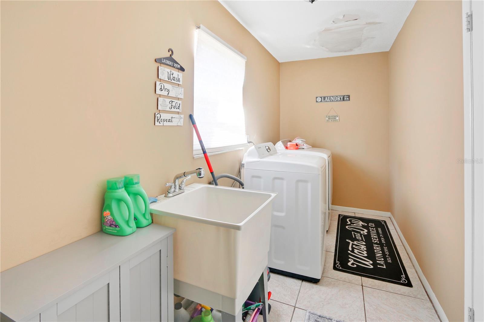 412 MAJORCA AVE, ALTAMONTE SPRINGS, FL, 32714