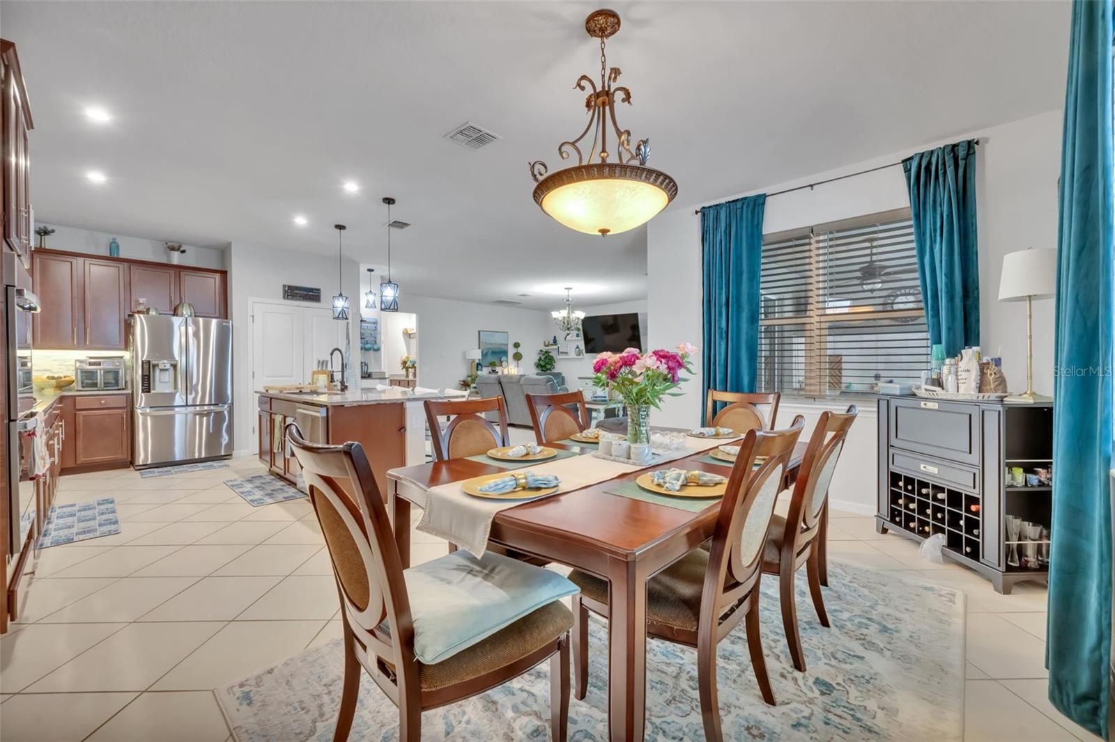 2119 WHITE DAHLIA DR, APOPKA, FL, 32712
