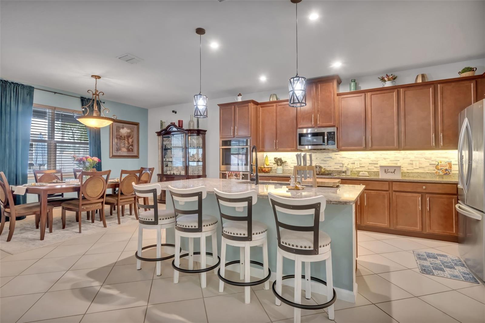 2119 WHITE DAHLIA DR, APOPKA, FL, 32712
