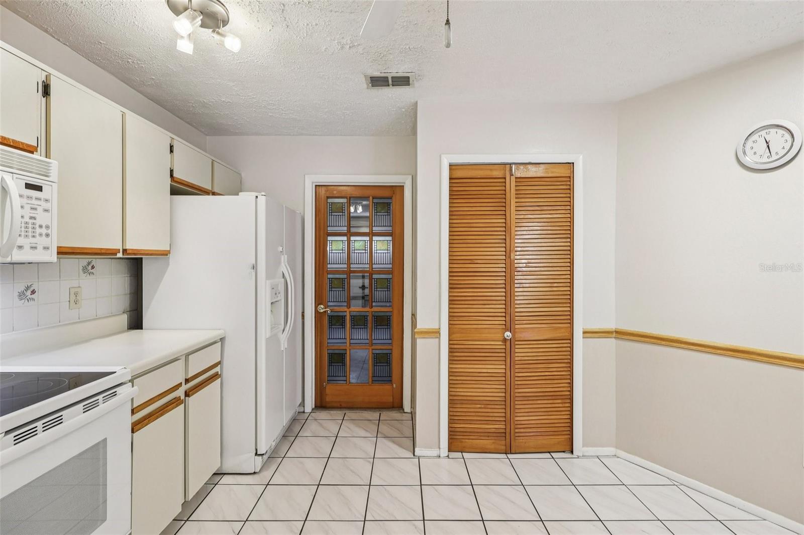 9913 CHESHAM DR, ORLANDO, FL, 32817