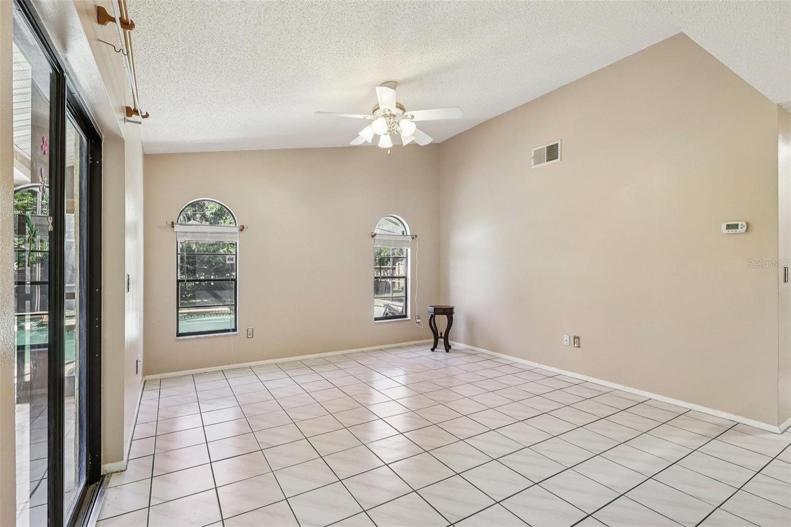 9913 CHESHAM DR, ORLANDO, FL, 32817