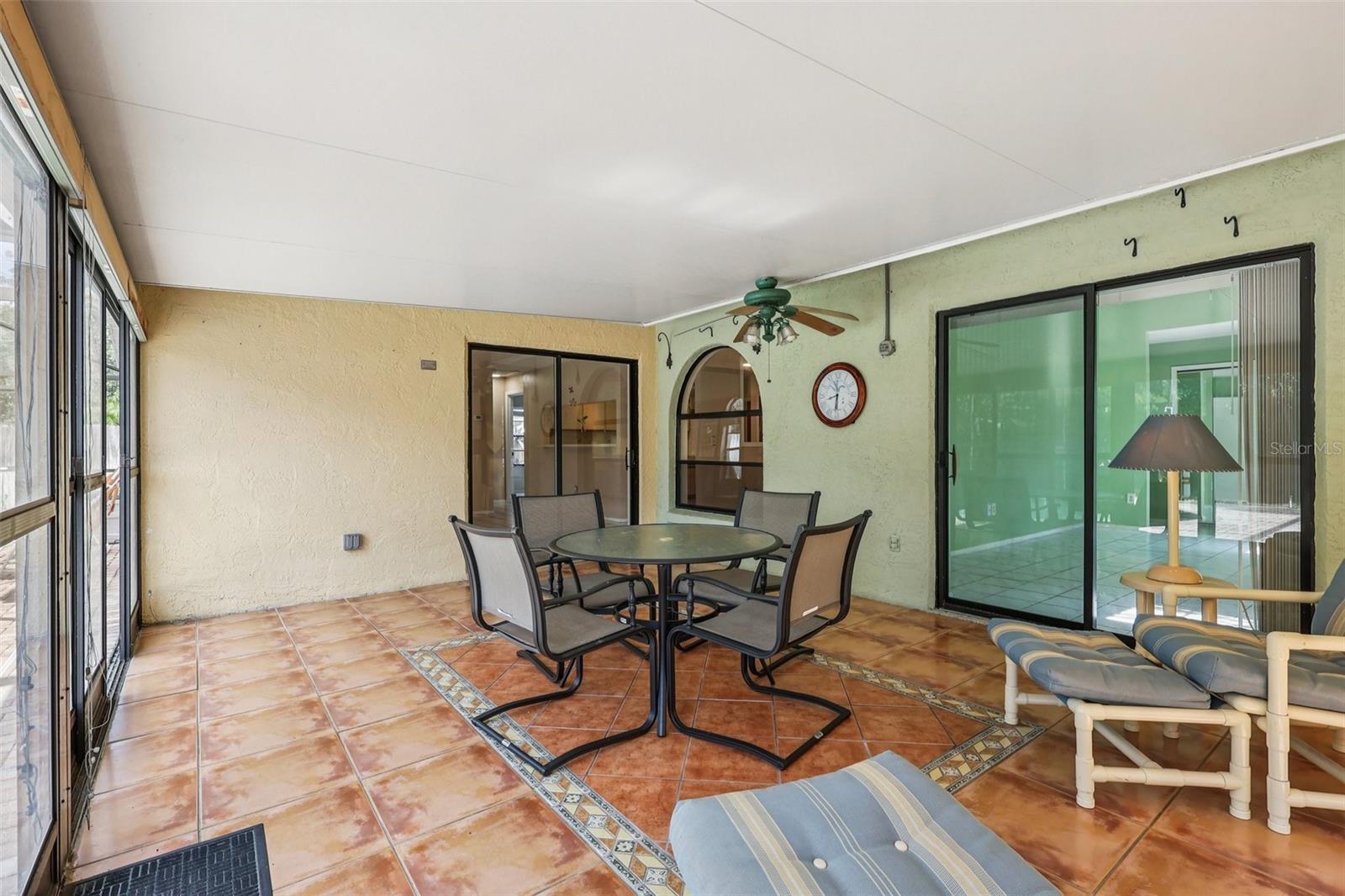 9913 CHESHAM DR, ORLANDO, FL, 32817