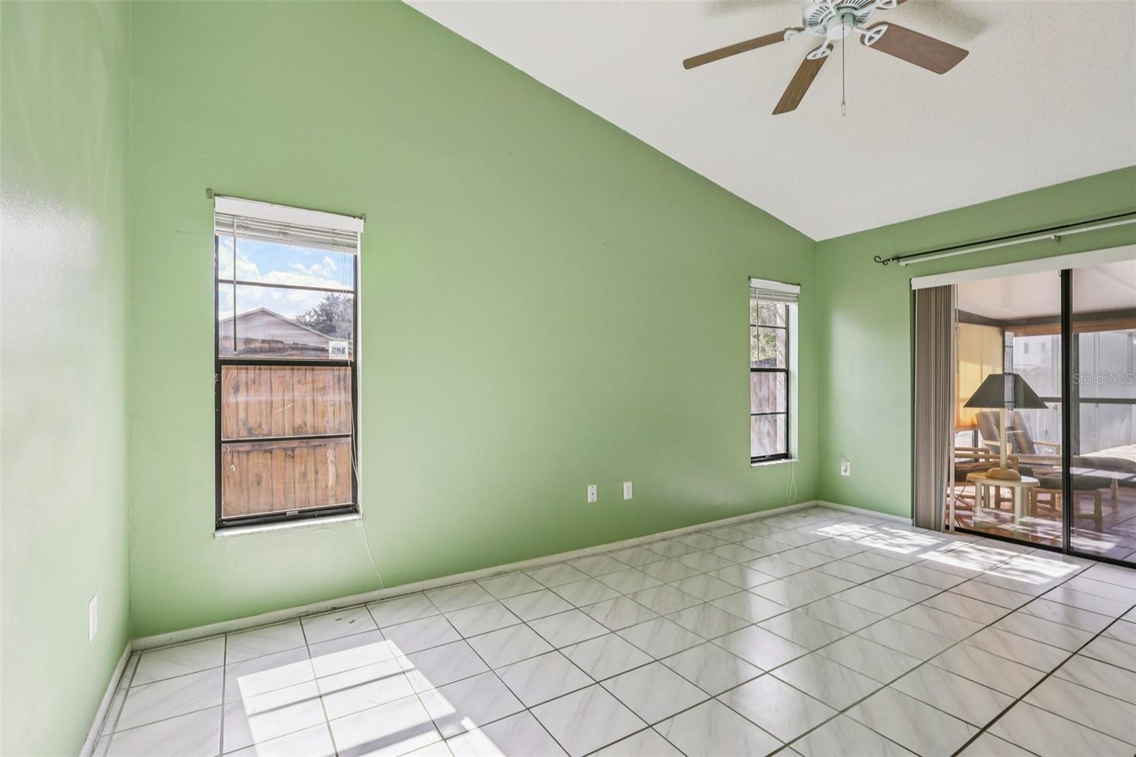 9913 CHESHAM DR, ORLANDO, FL, 32817