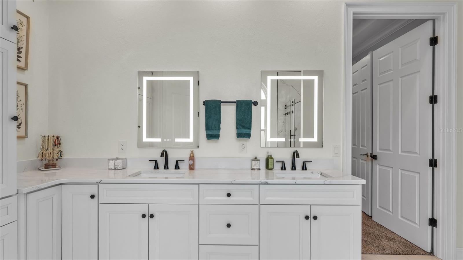 2542 CREWS LAKE HILLS LOOP S, LAKELAND, FL, 33813