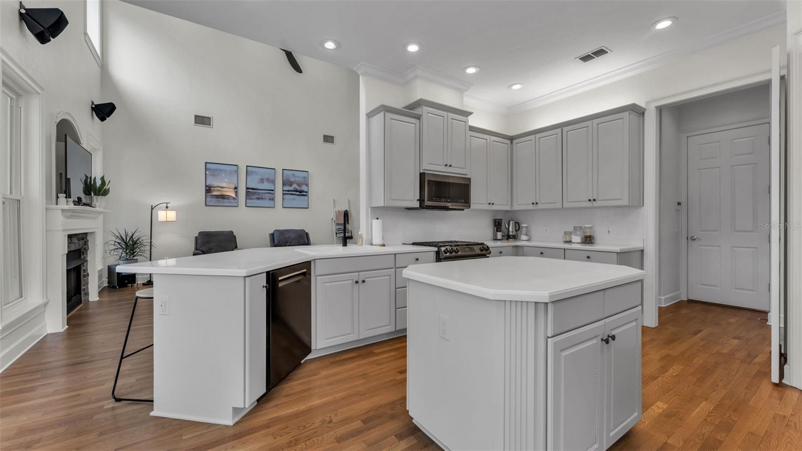 2542 CREWS LAKE HILLS LOOP S, LAKELAND, FL, 33813