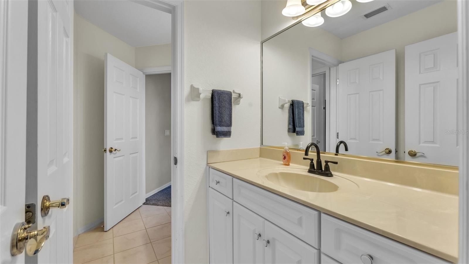 2542 CREWS LAKE HILLS LOOP S, LAKELAND, FL, 33813