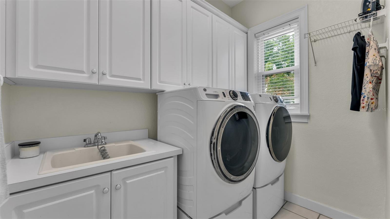 2542 CREWS LAKE HILLS LOOP S, LAKELAND, FL, 33813
