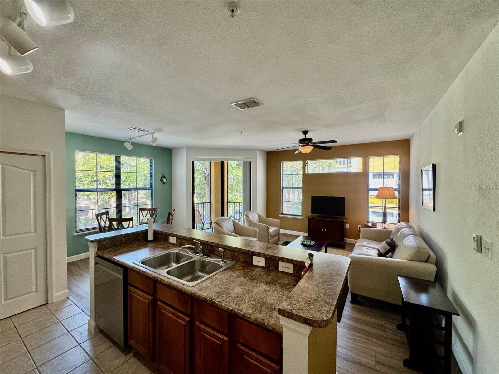 8341 38TH STREET CIR E #201, SARASOTA, FL, 34243