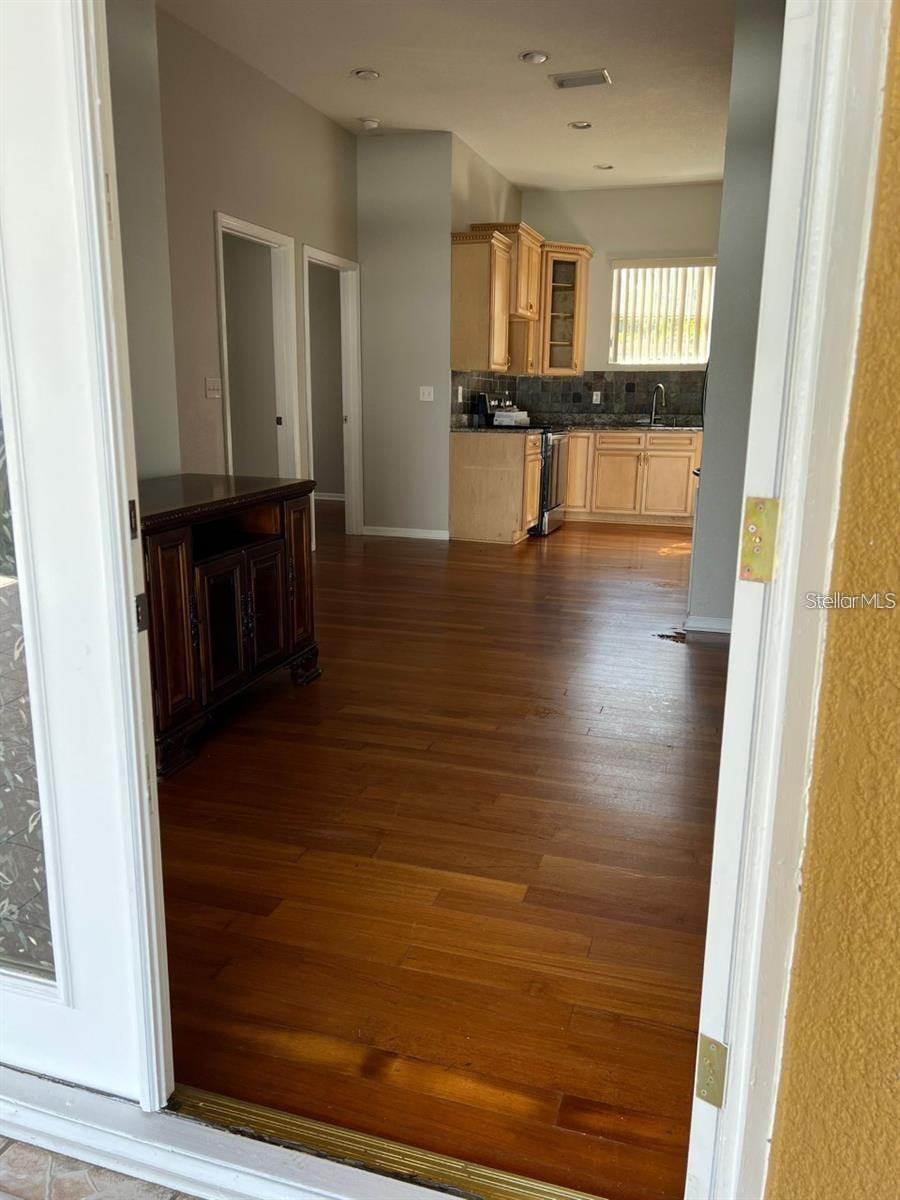 3614 W FLORA ST, TAMPA, FL, 33614