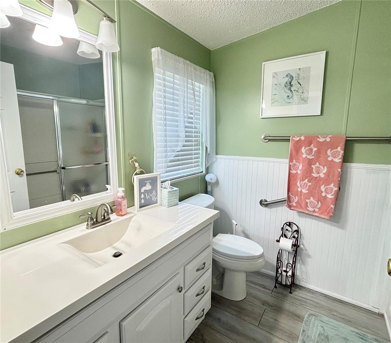102 AMERICANA CT NE #206, ST PETERSBURG, FL, 33702