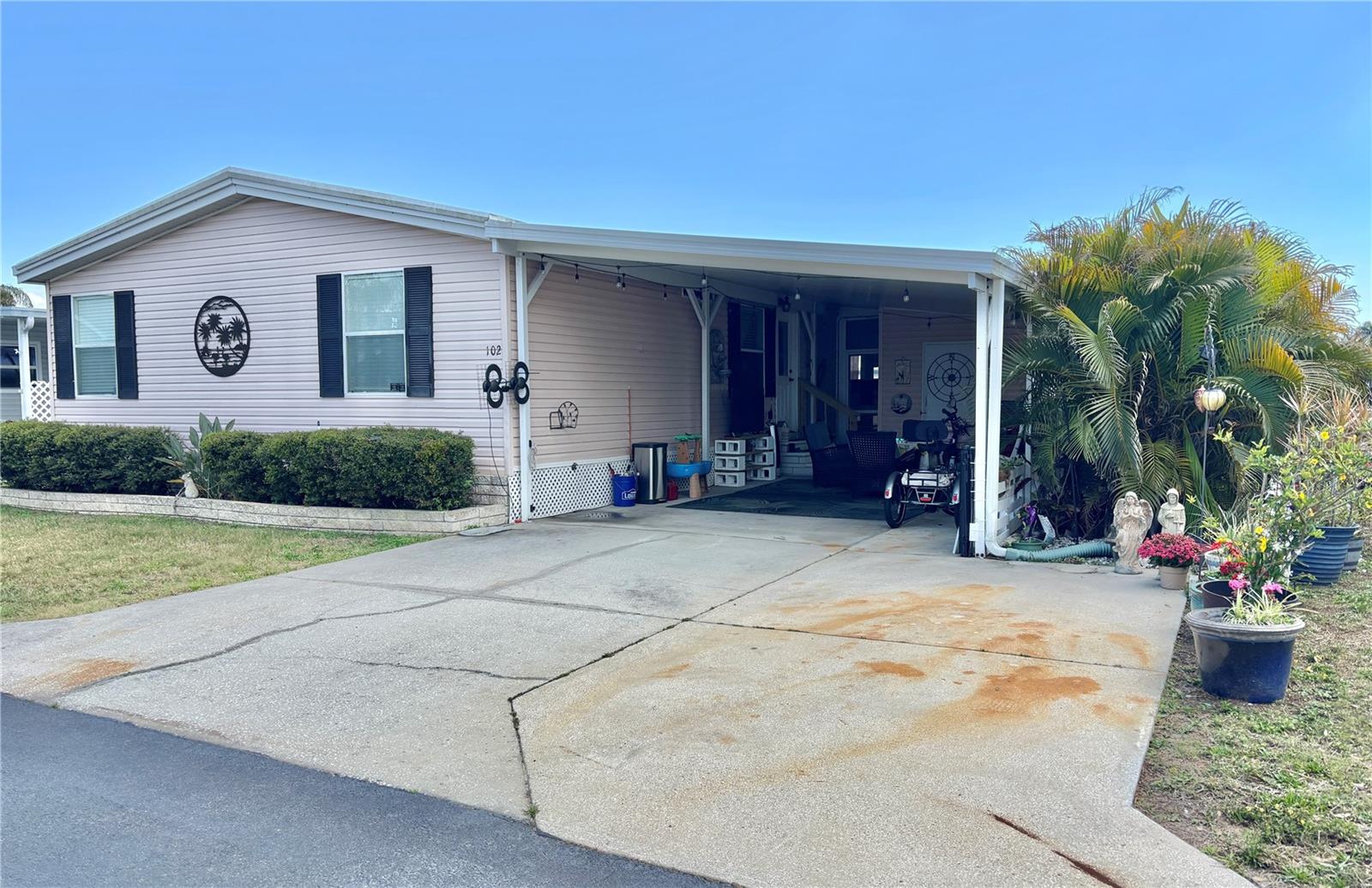 102 AMERICANA CT NE #206, ST PETERSBURG, FL, 33702
