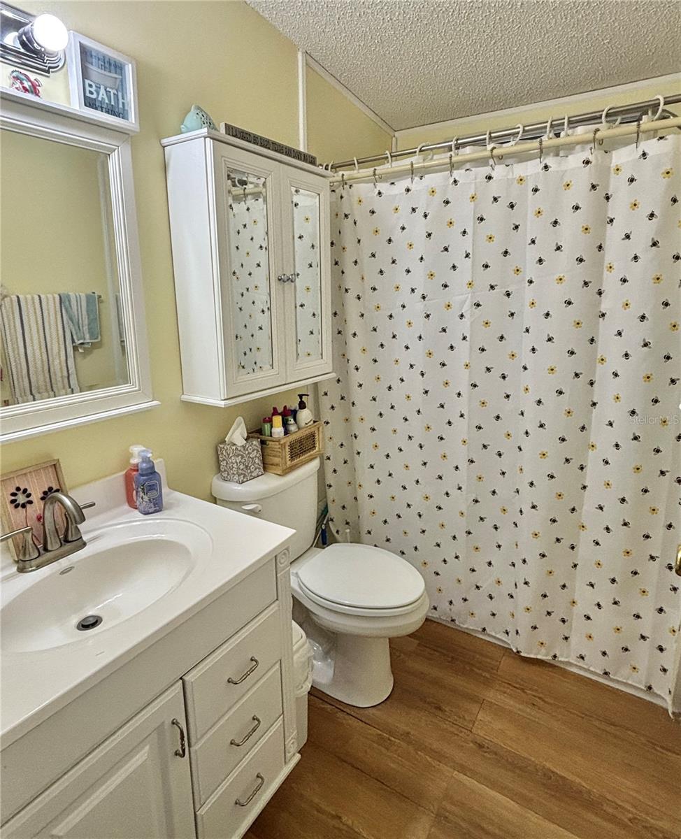 102 AMERICANA CT NE #206, ST PETERSBURG, FL, 33702