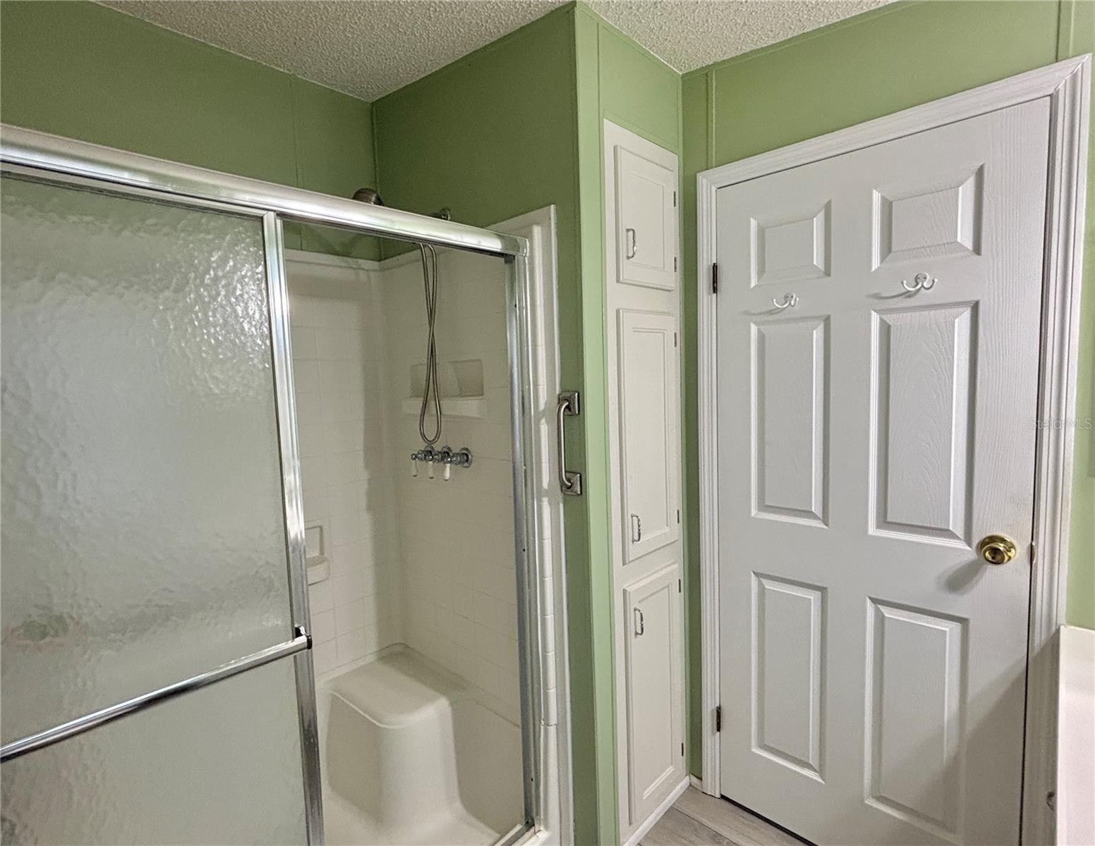 102 AMERICANA CT NE #206, ST PETERSBURG, FL, 33702