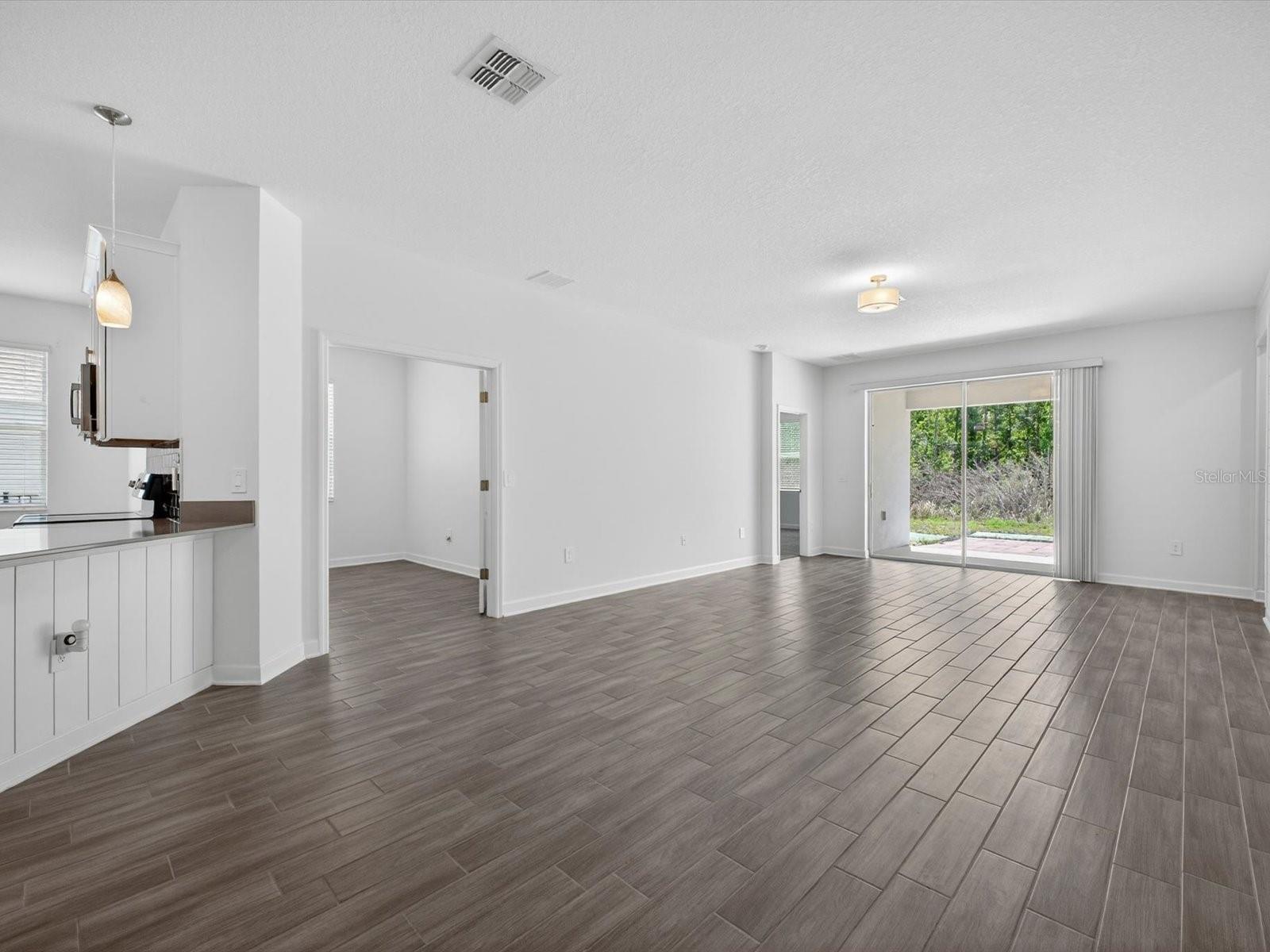 2894 CAMDEN WAY, DAVENPORT, FL, 33837