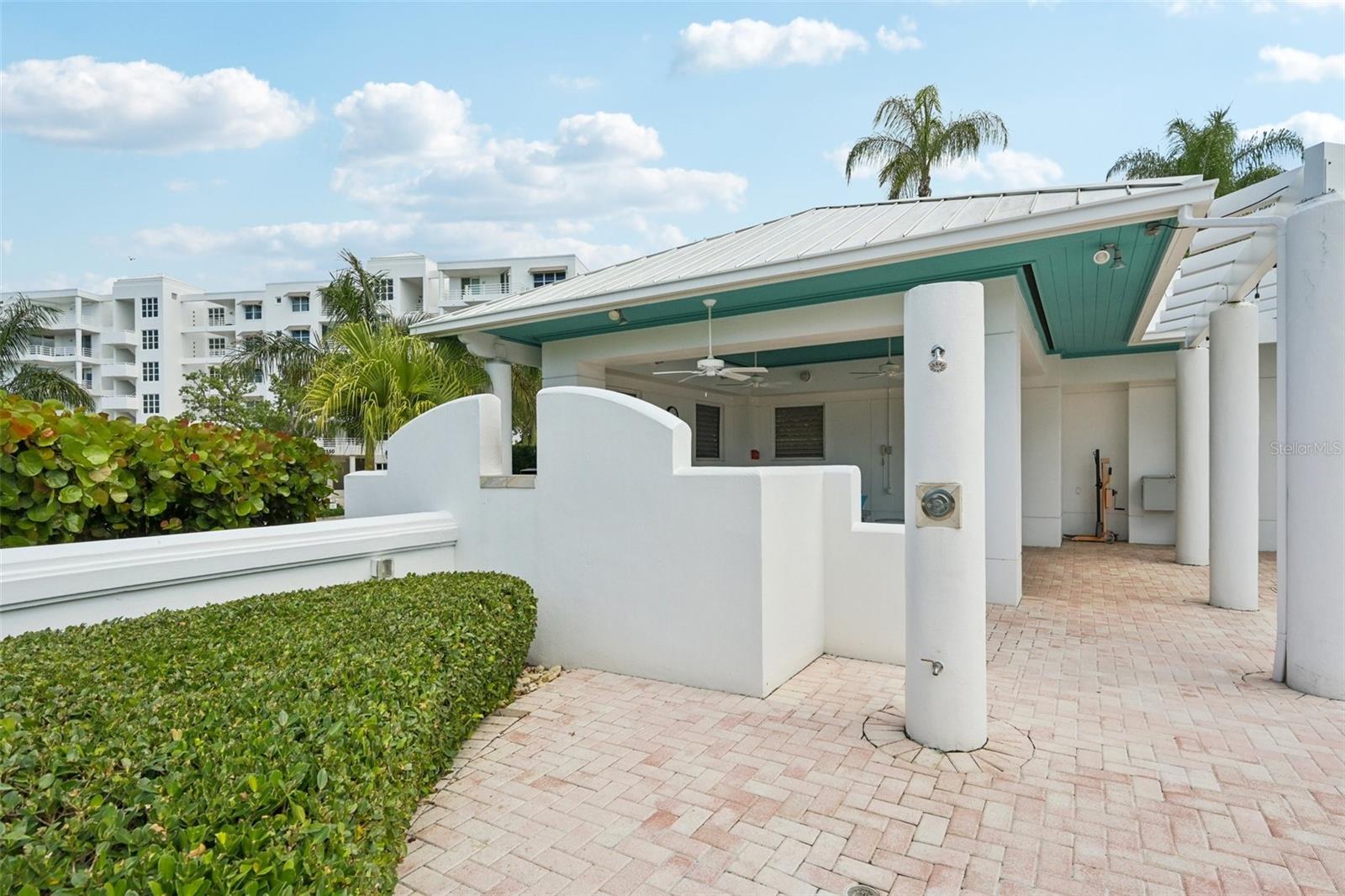 2450 HARBOURSIDE DR #244, LONGBOAT KEY, FL, 34228