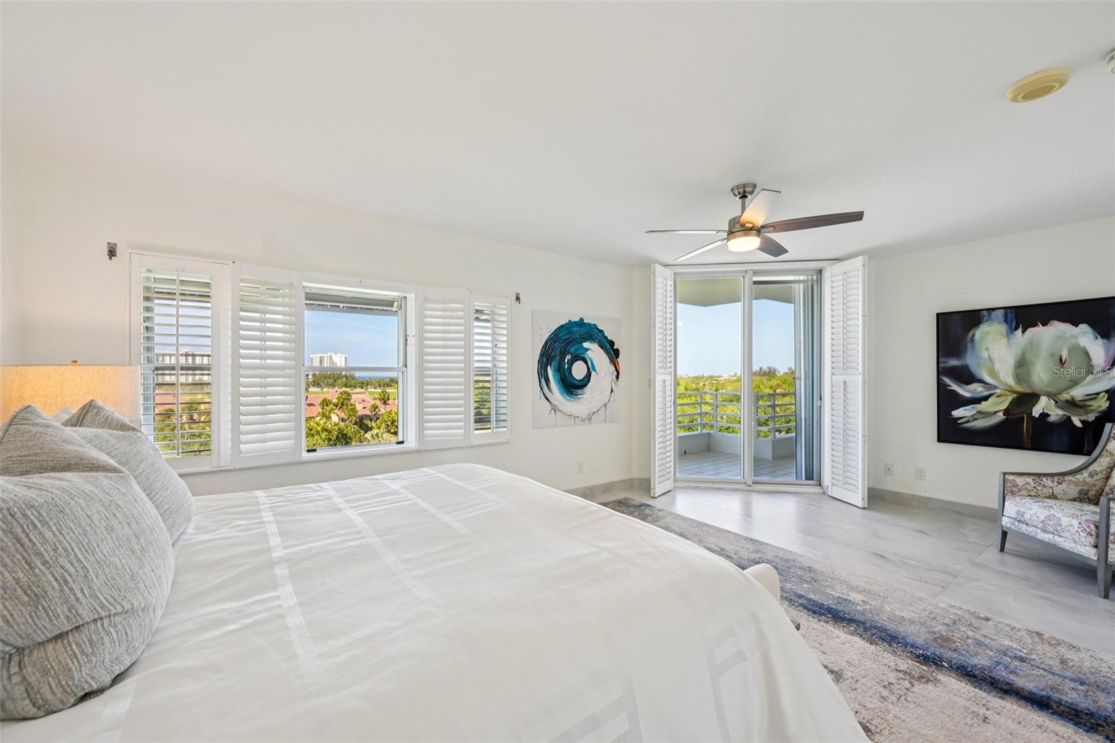 2450 HARBOURSIDE DR #244, LONGBOAT KEY, FL, 34228