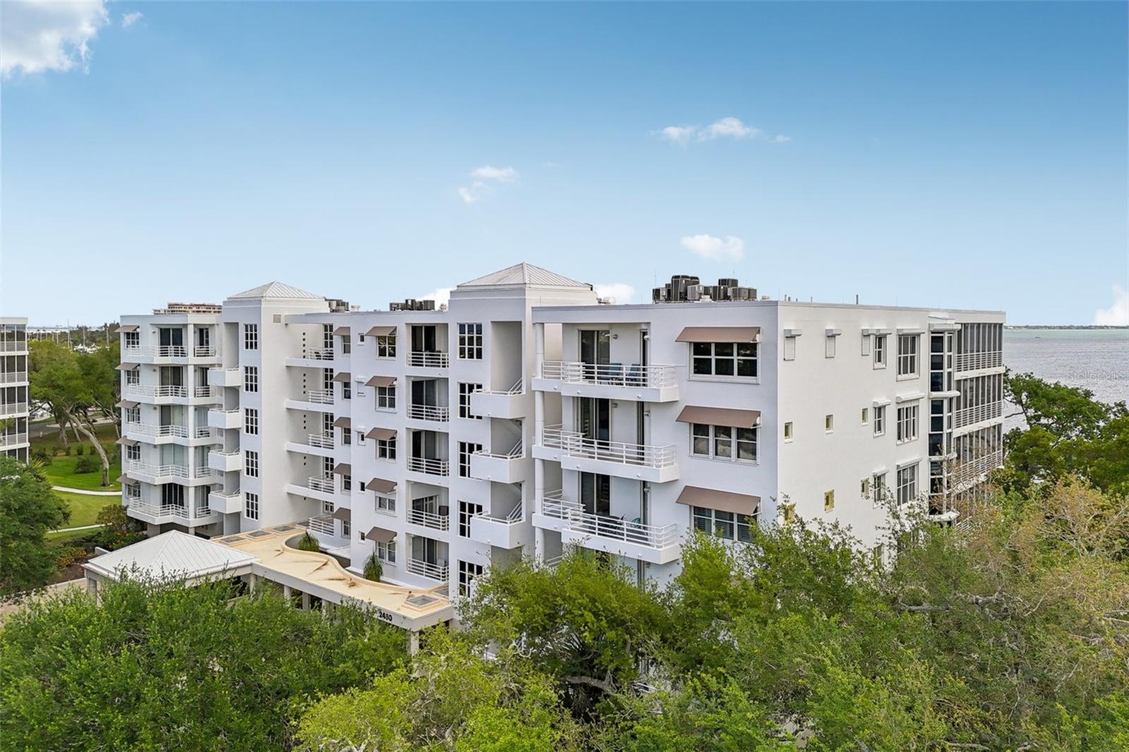 2450 HARBOURSIDE DR #244, LONGBOAT KEY, FL, 34228