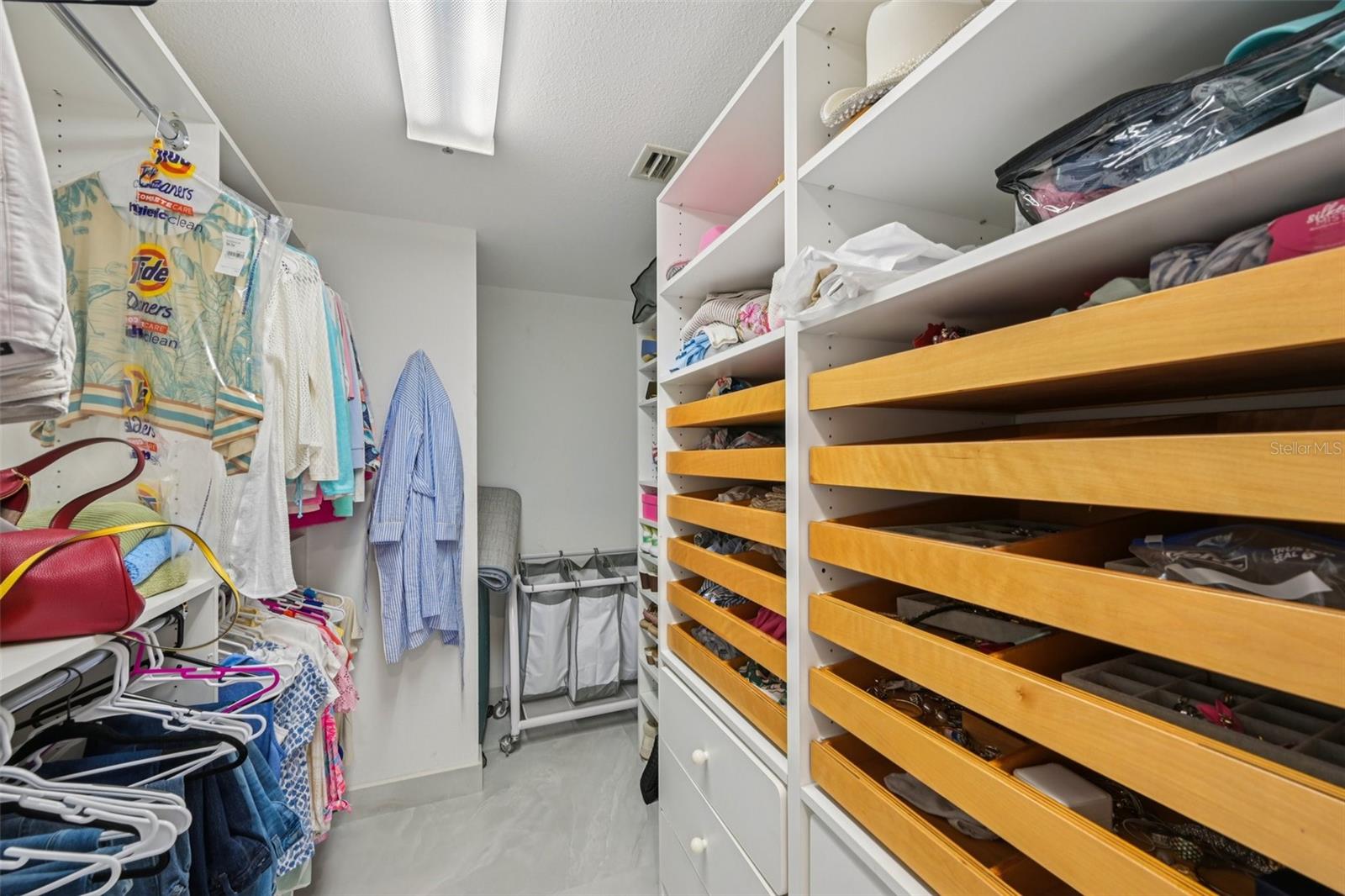 2450 HARBOURSIDE DR #244, LONGBOAT KEY, FL, 34228