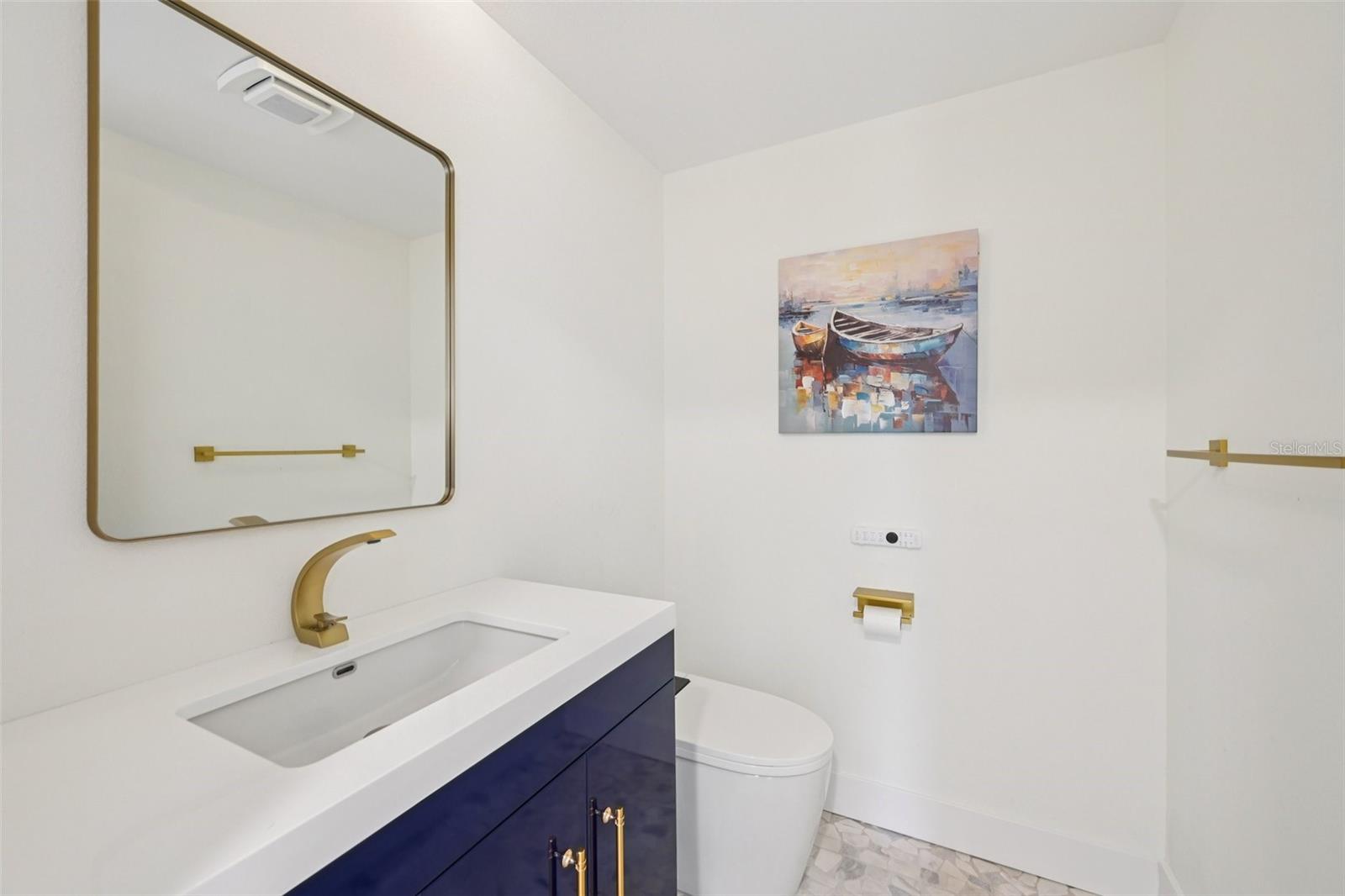 2450 HARBOURSIDE DR #244, LONGBOAT KEY, FL, 34228