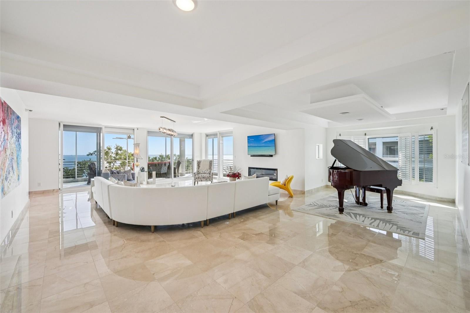 2450 HARBOURSIDE DR #244, LONGBOAT KEY, FL, 34228