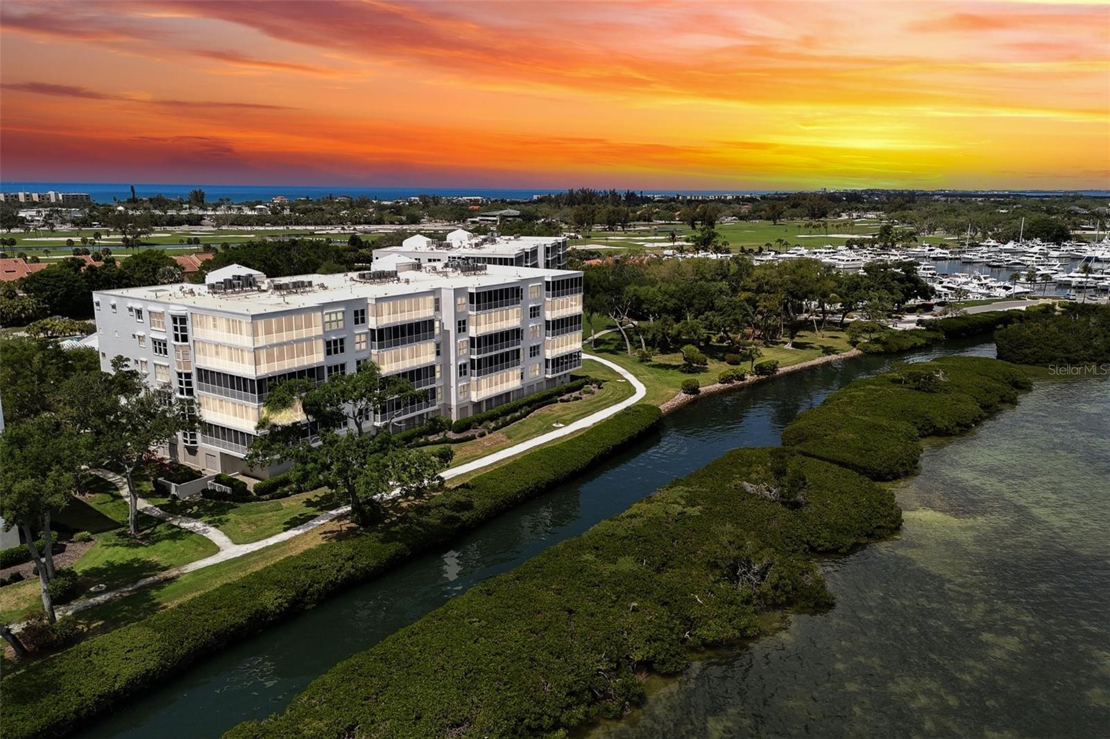 2450 HARBOURSIDE DR #244, LONGBOAT KEY, FL, 34228