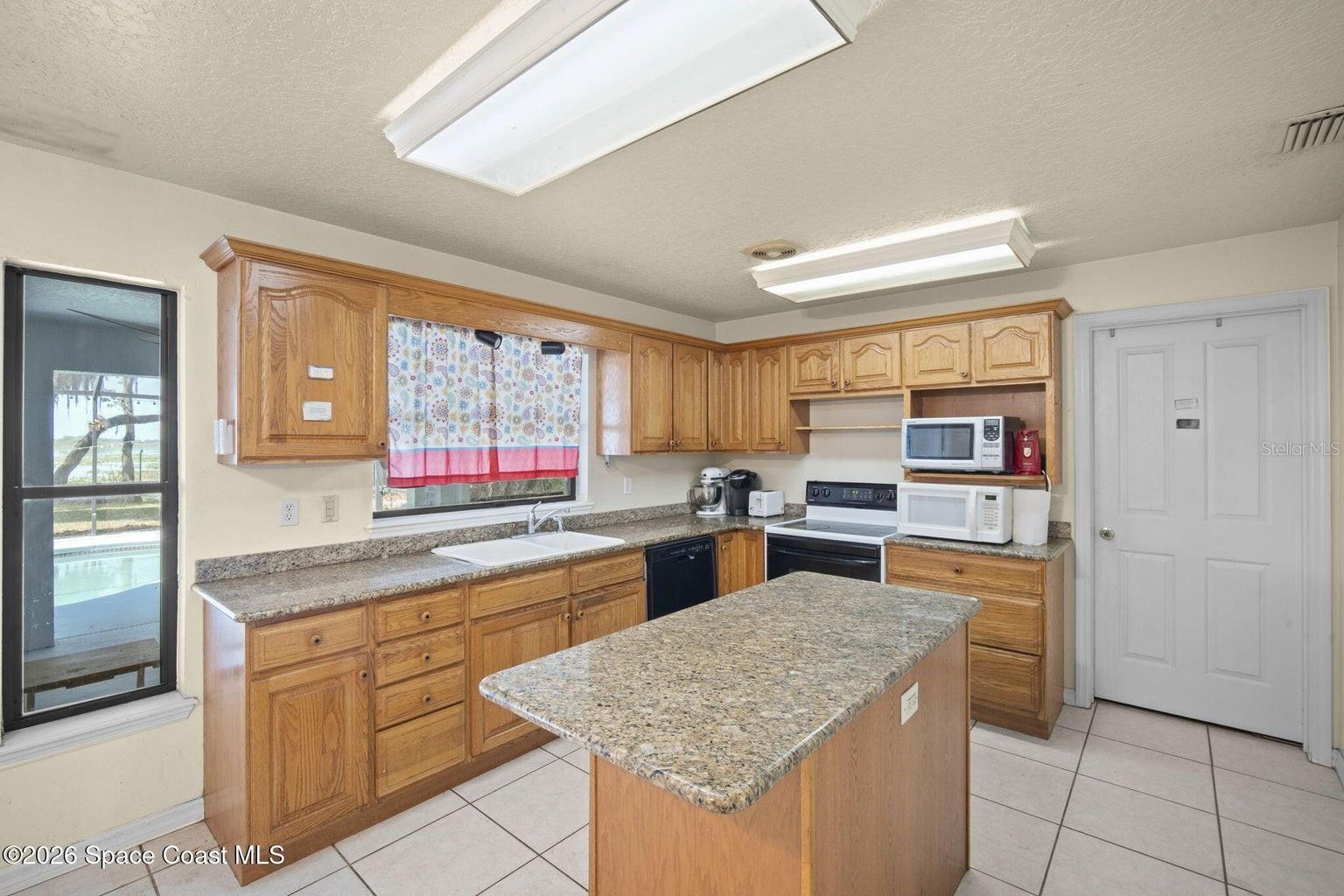 130 N CARPENTER RD, TITUSVILLE, FL, 32796