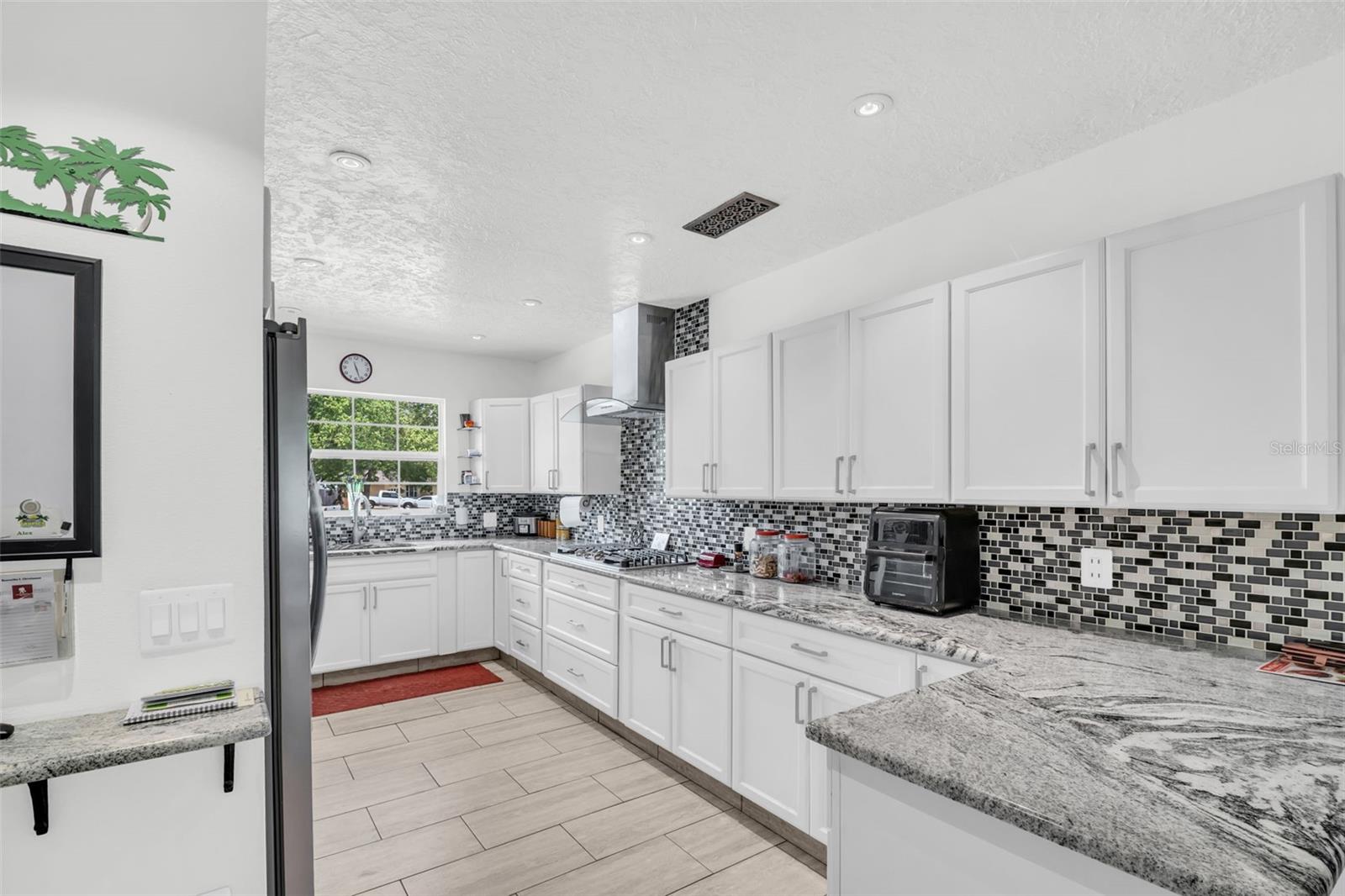 2796 FOREST PKWY S, LARGO, FL, 33771