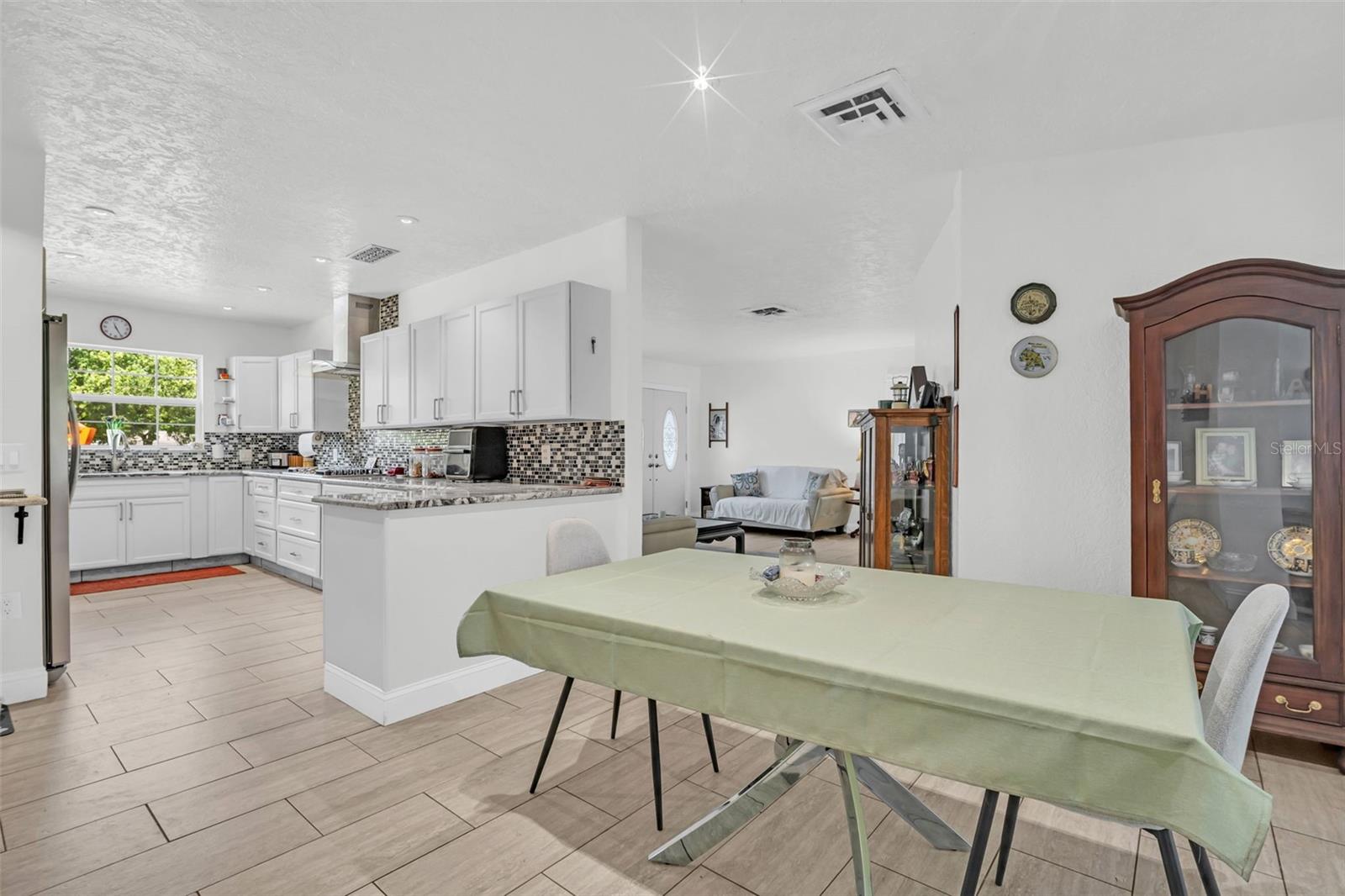 2796 FOREST PKWY S, LARGO, FL, 33771