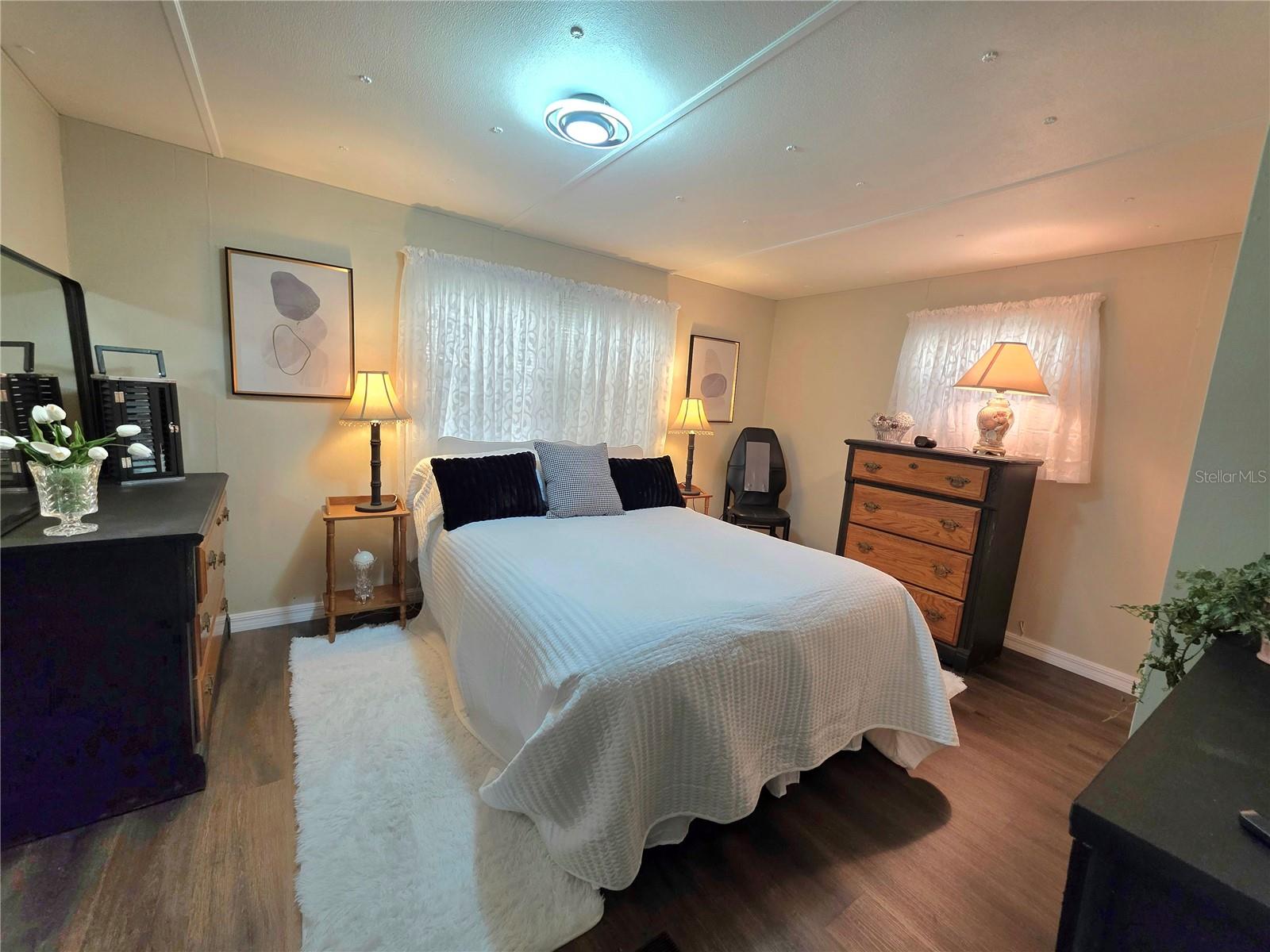 37135 SANDRA AVE, ZEPHYRHILLS, FL, 33542