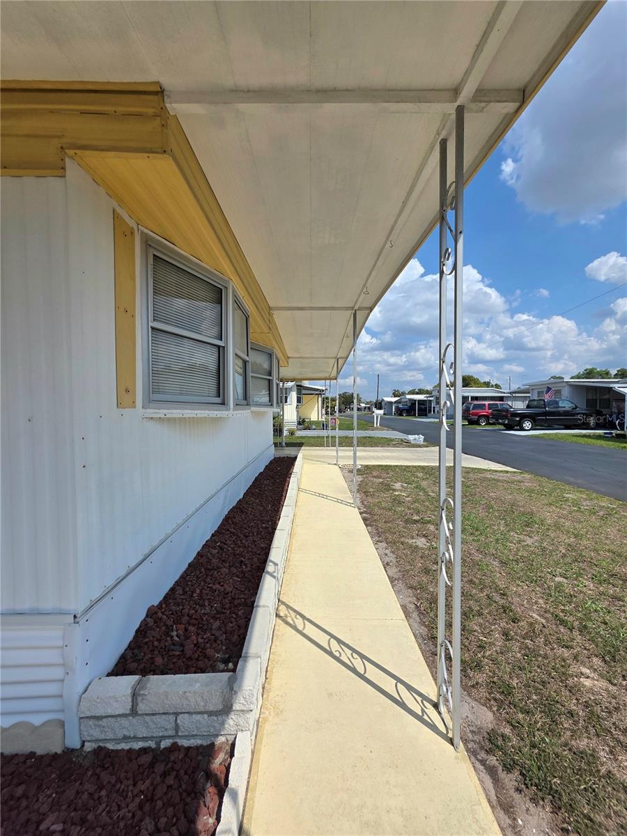 37135 SANDRA AVE, ZEPHYRHILLS, FL, 33542