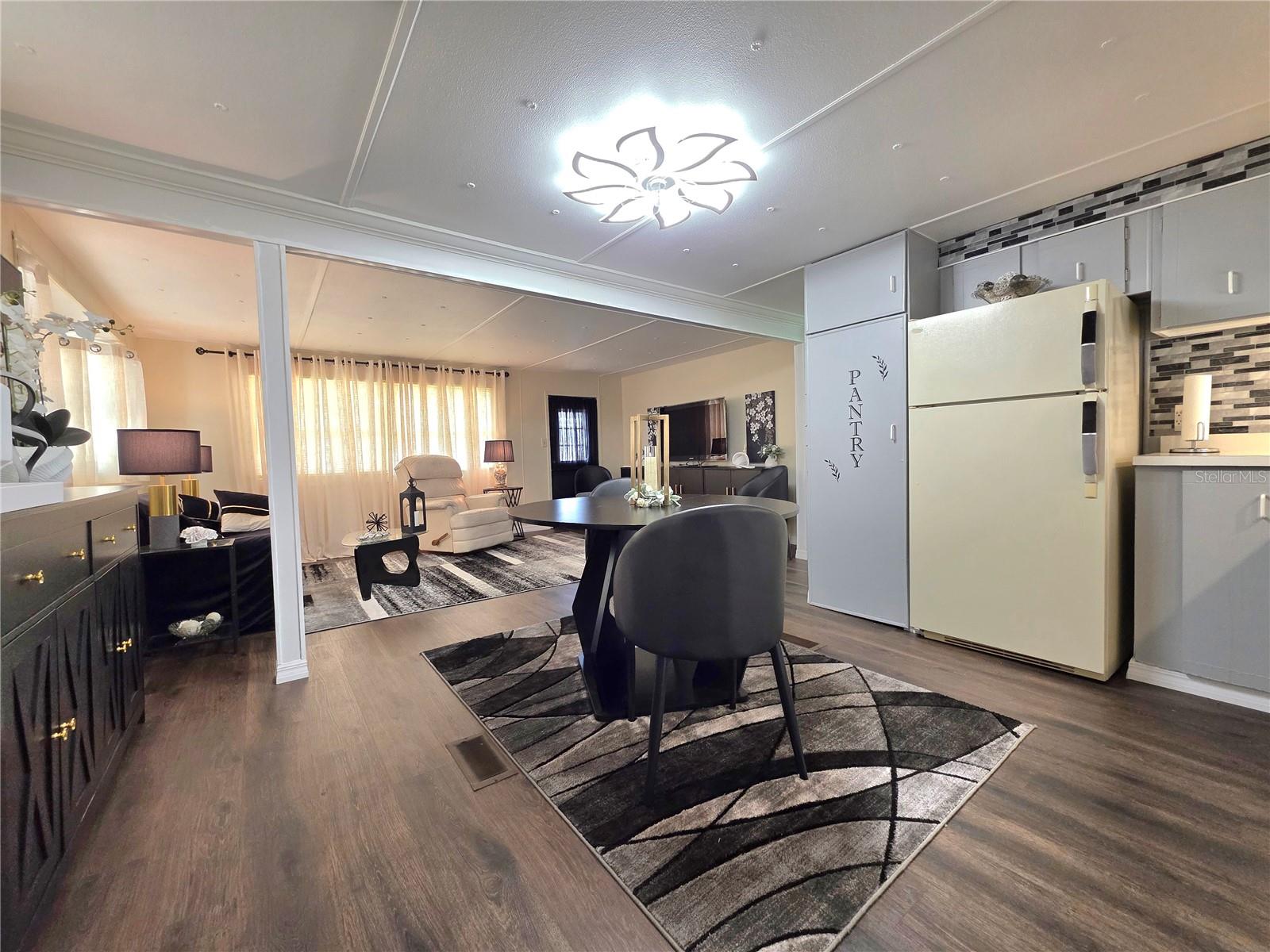 37135 SANDRA AVE, ZEPHYRHILLS, FL, 33542