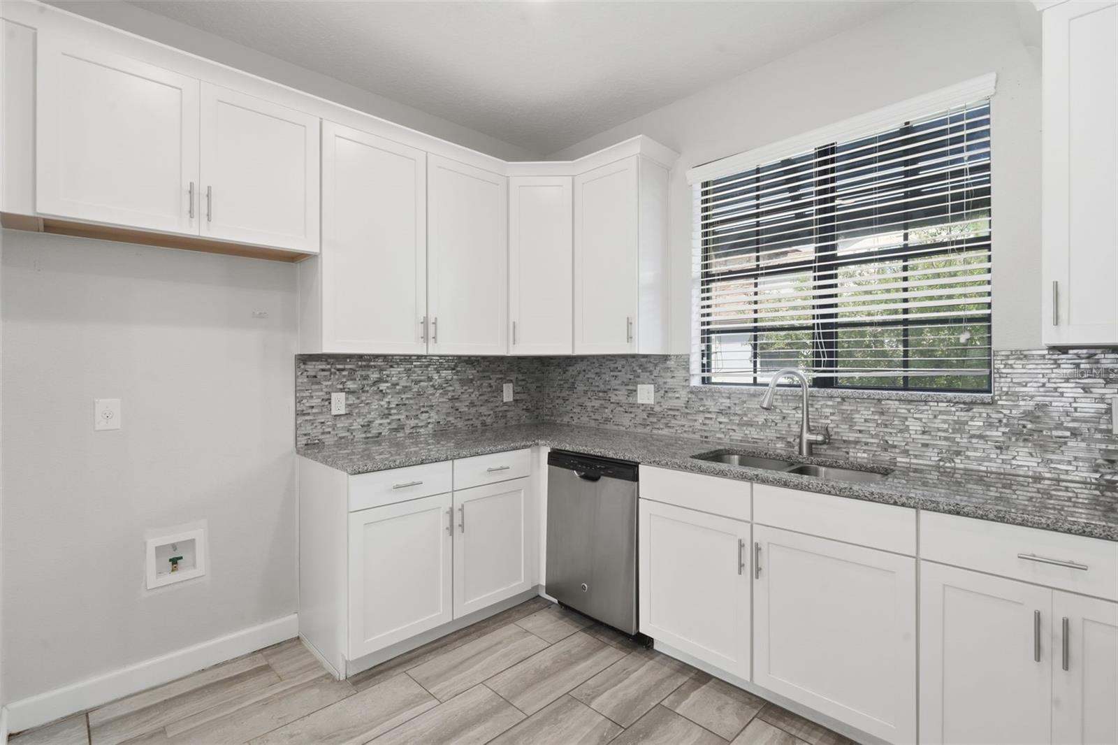 1341 SHINNECOCK HILLS DR, DAVENPORT, FL, 33896