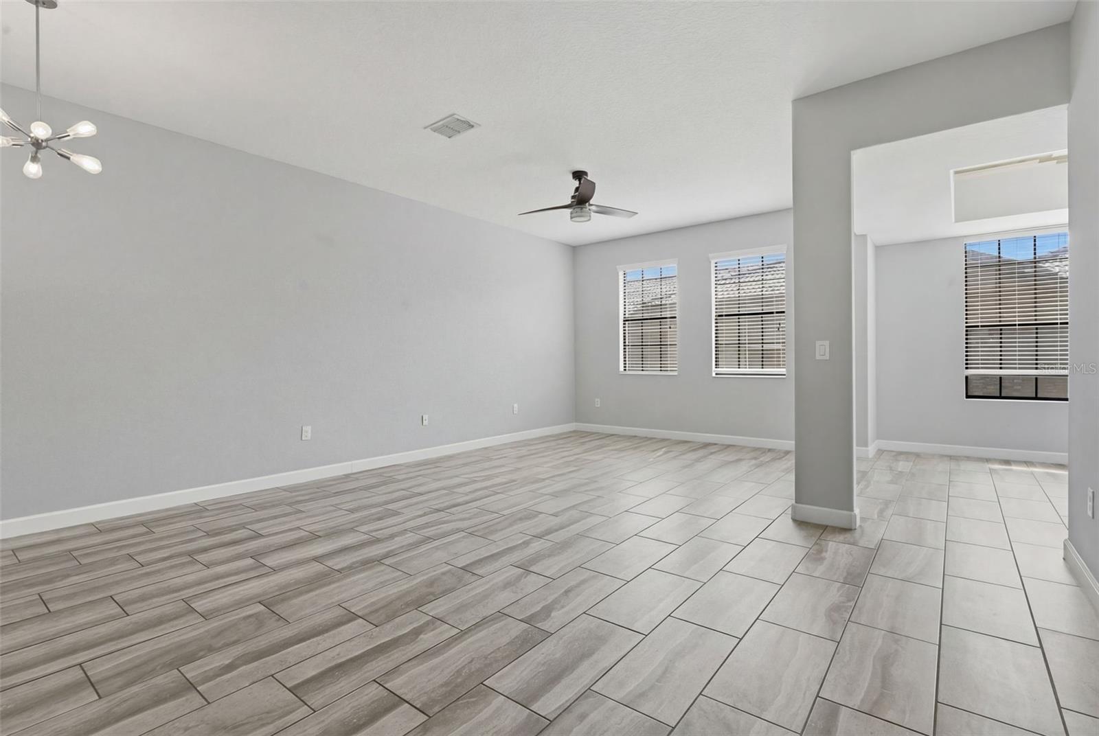 1341 SHINNECOCK HILLS DR, DAVENPORT, FL, 33896