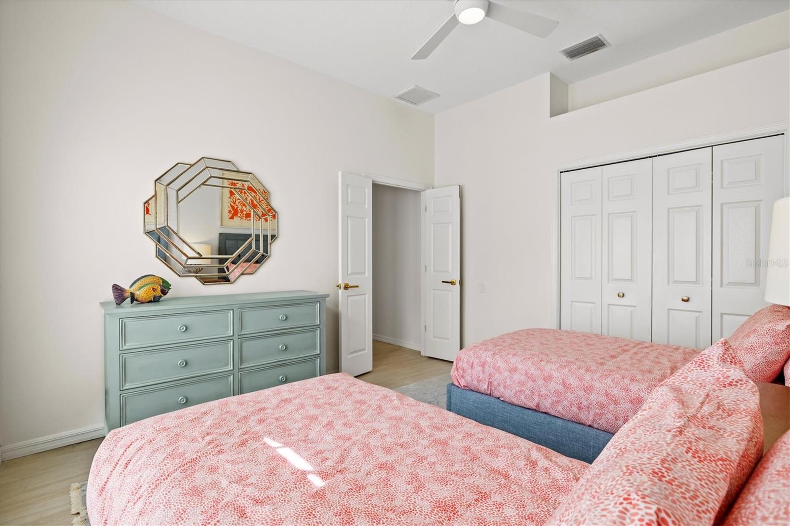 7857 WILTON CRESCENT CIR, UNIVERSITY PARK, FL, 34201