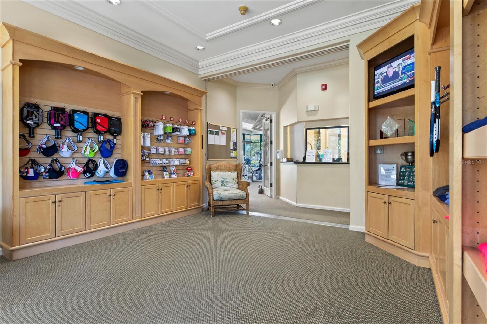 7857 WILTON CRESCENT CIR, UNIVERSITY PARK, FL, 34201