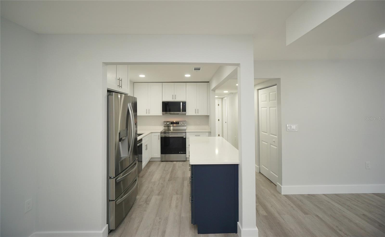 BEL MAR SHORES REV, TAMPA, FL, 33629