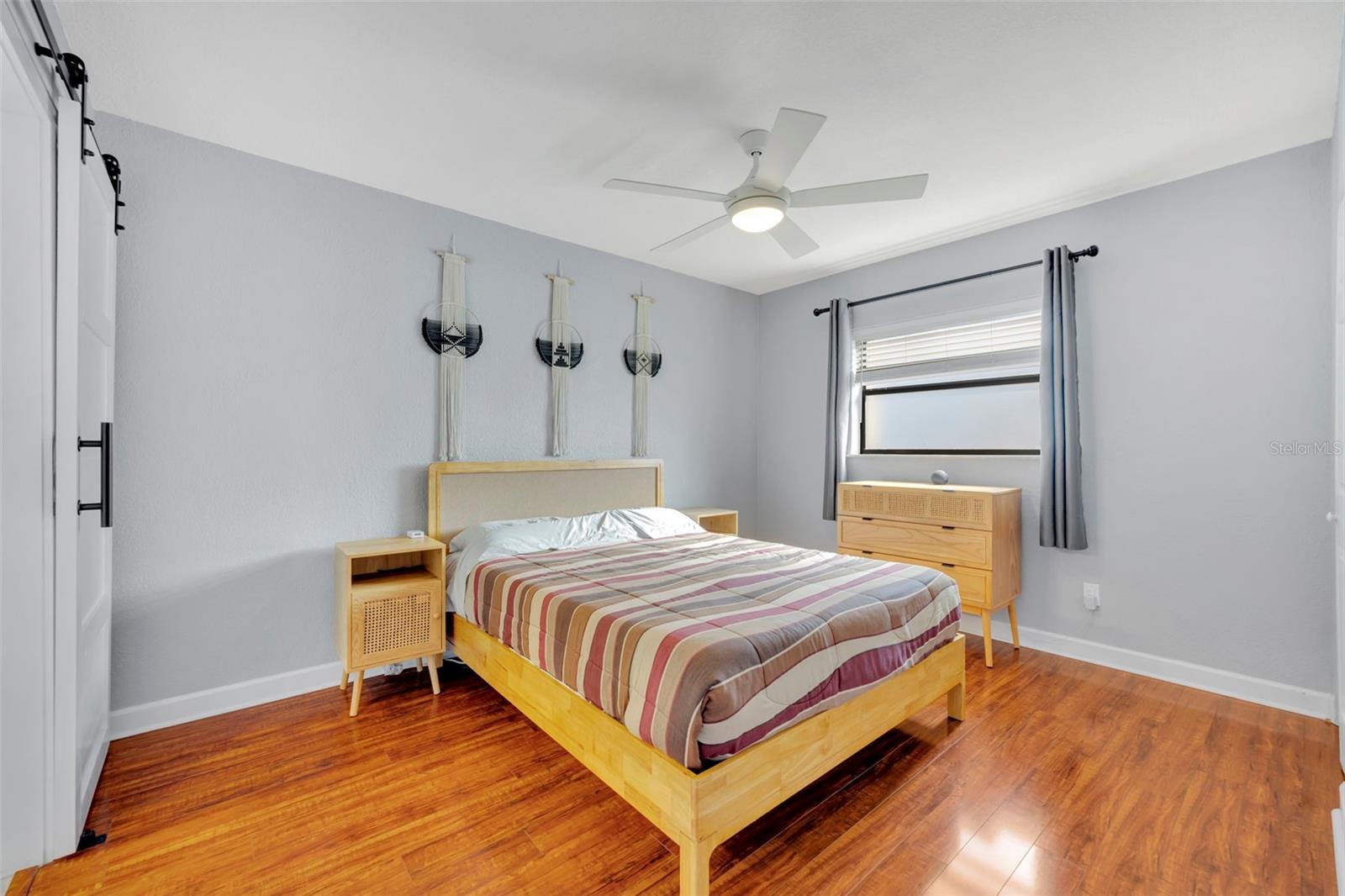 1081 LAKE WELDONA DR, ORLANDO, FL, 32806