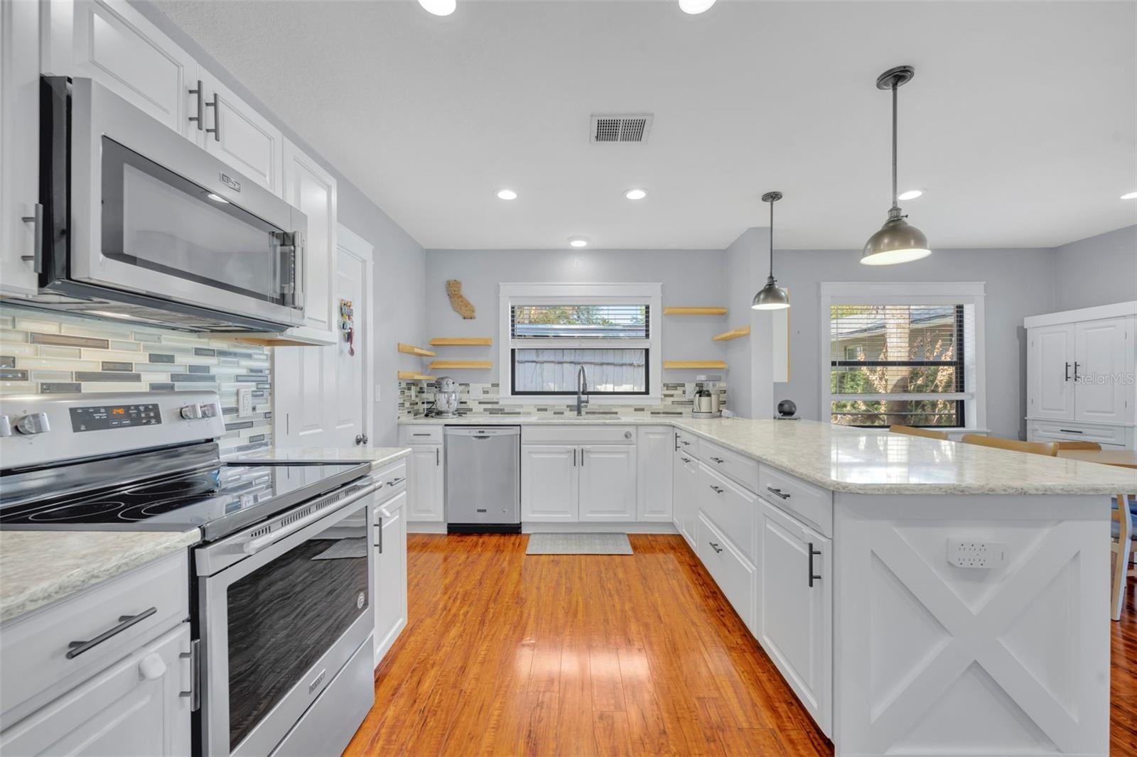 1081 LAKE WELDONA DR, ORLANDO, FL, 32806