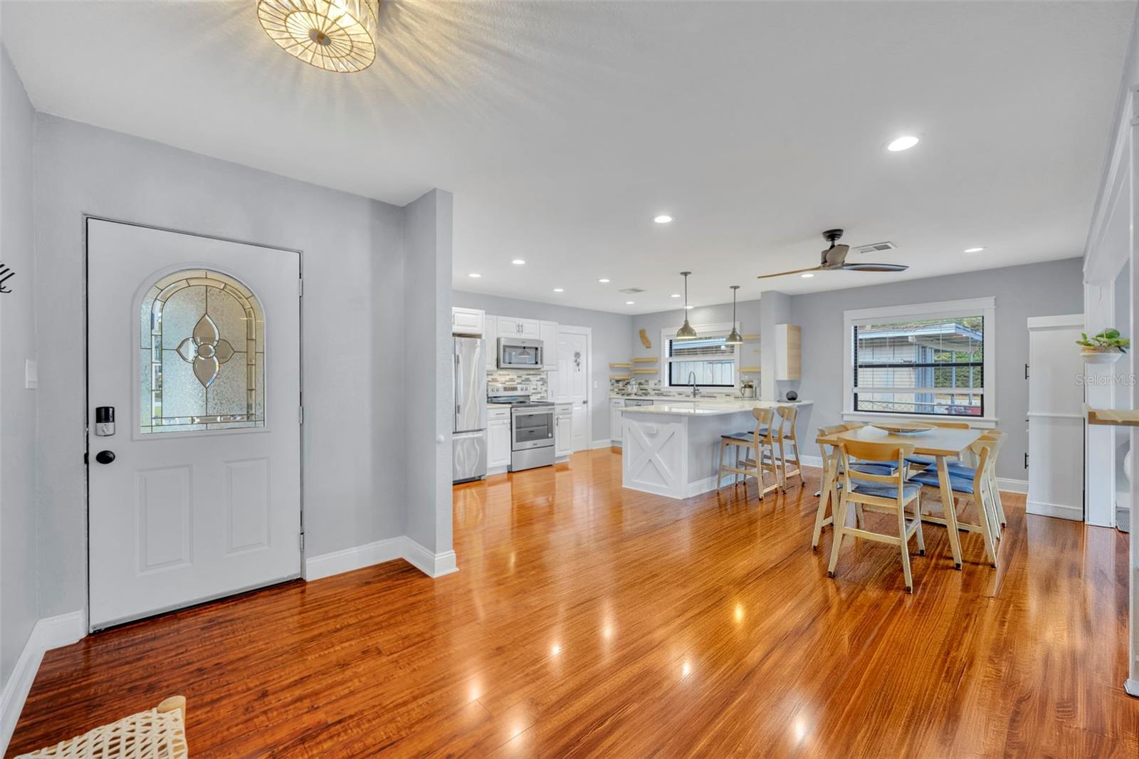 1081 LAKE WELDONA DR, ORLANDO, FL, 32806