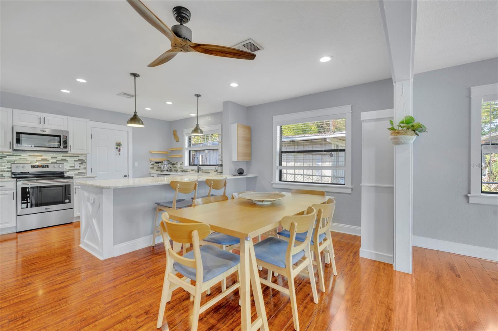1081 LAKE WELDONA DR, ORLANDO, FL, 32806