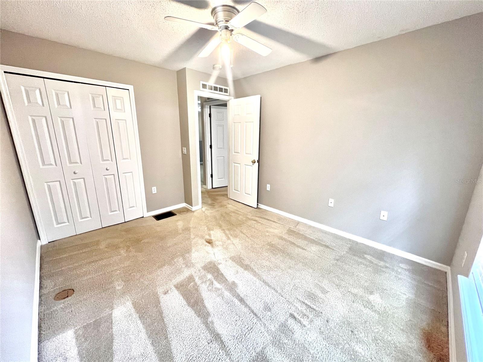 4679 ASHBURN SQUARE DR, TAMPA, FL, 33610