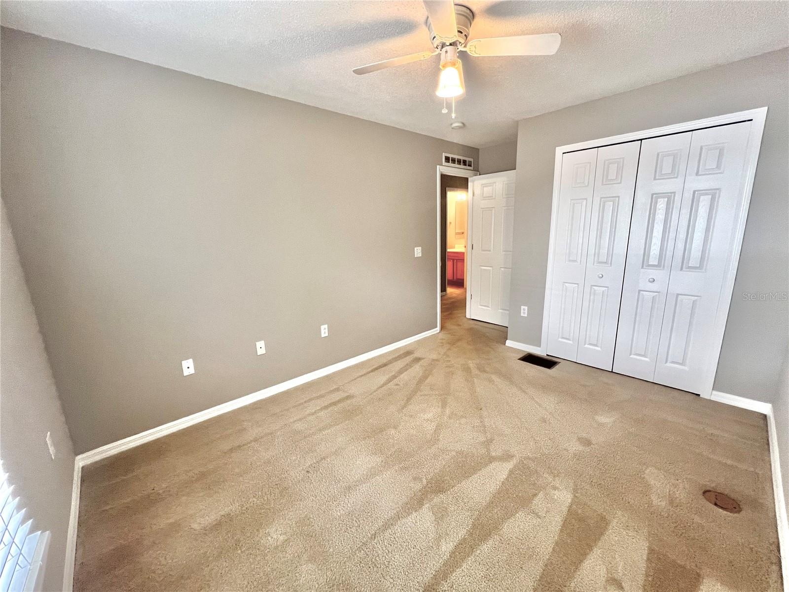 4679 ASHBURN SQUARE DR, TAMPA, FL, 33610