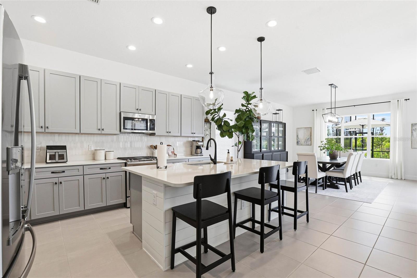 32490 TREE OF LIFE AVE, WESLEY CHAPEL, FL, 33543