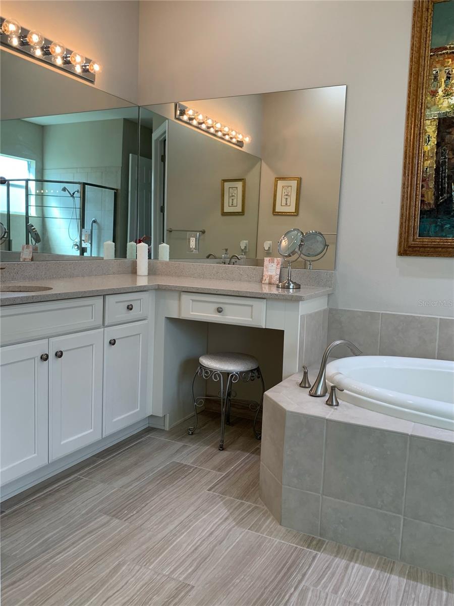16015 CAPE CORAL DR, WIMAUMA, FL, 33598